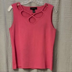 Light weight sleeveless sweater